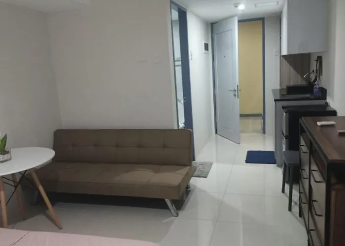 Lei's Abode *